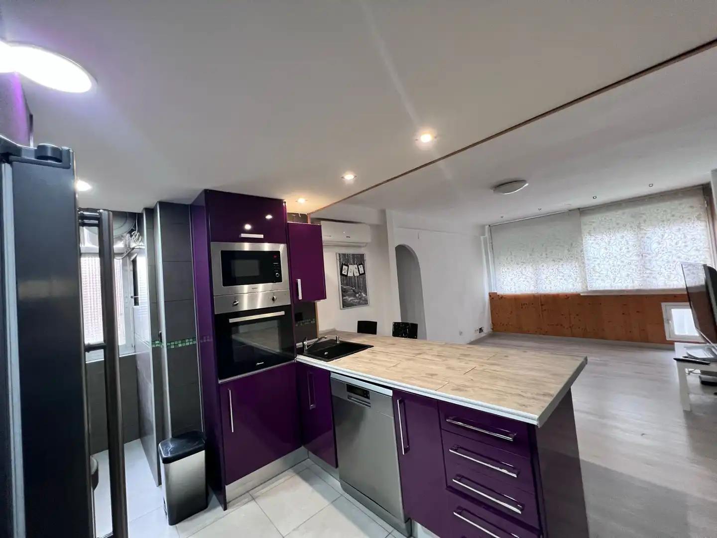 Kitchen of Flat for sale in Móstoles  with Air Conditioner, Heating and Parquet flooring
