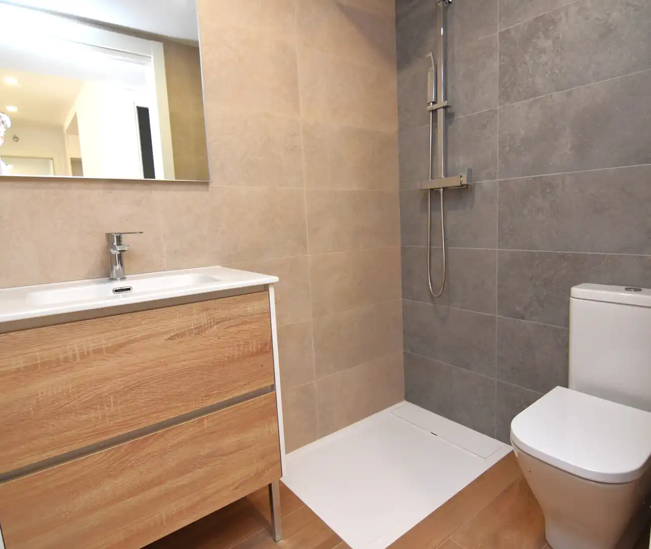 Flat with terrace for sale in Centre, imagen 4