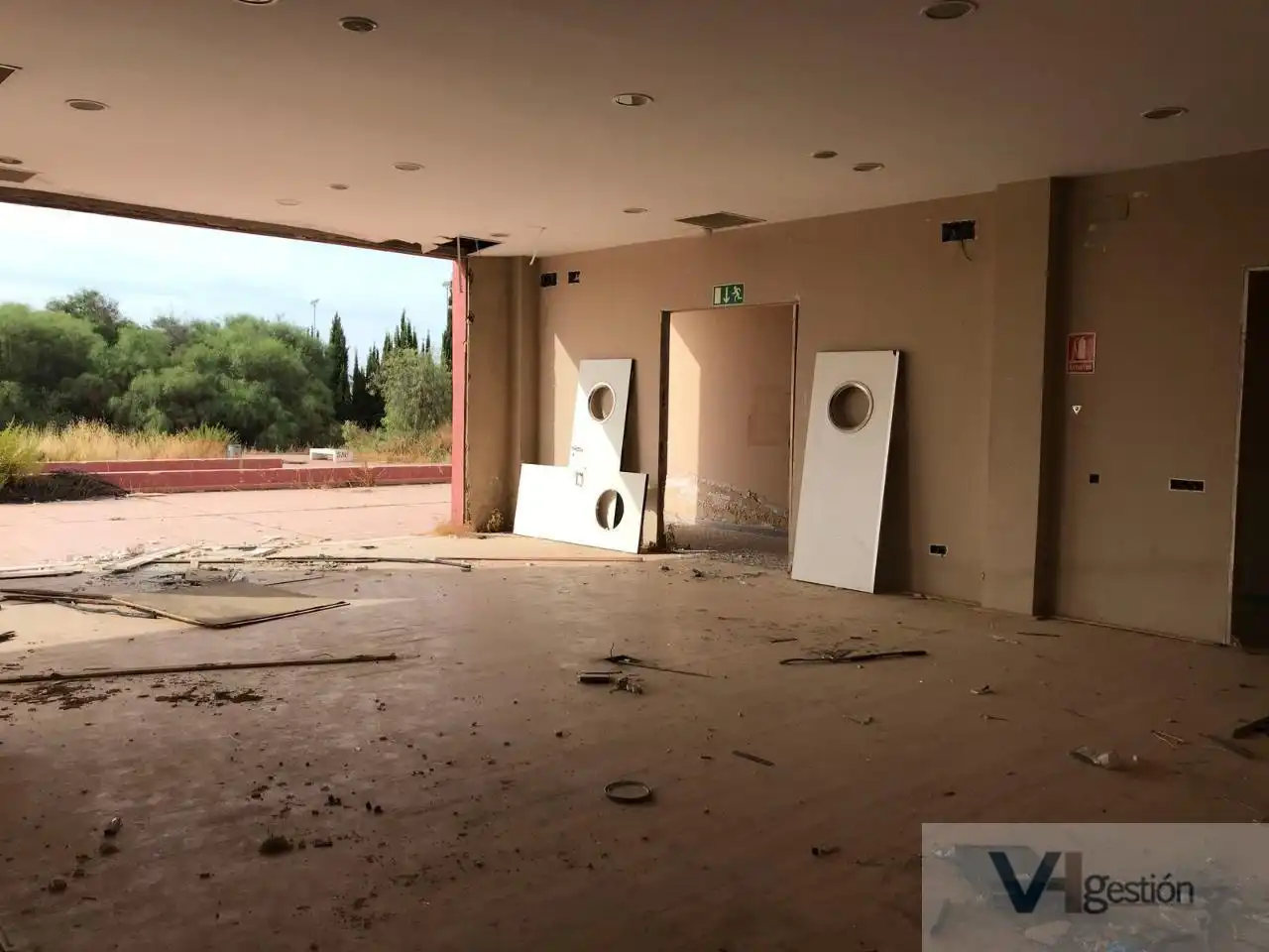 Local commercial à vendre à Huévar del Aljarafe, imagen 3