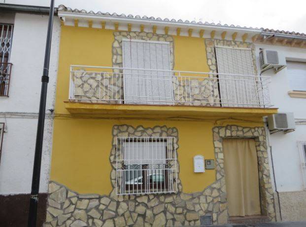 Casa-chalet en Venta en C/ Rosas en Pinos Puente