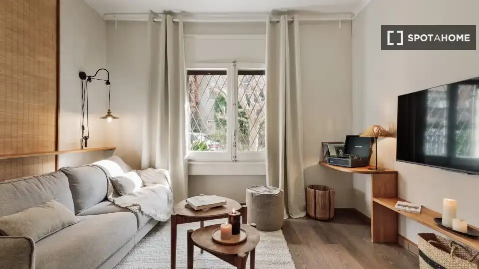 Sala d'estar de Apartament per a compartir en Barcelona amb Aire condicionat, Terrassa i Moblat