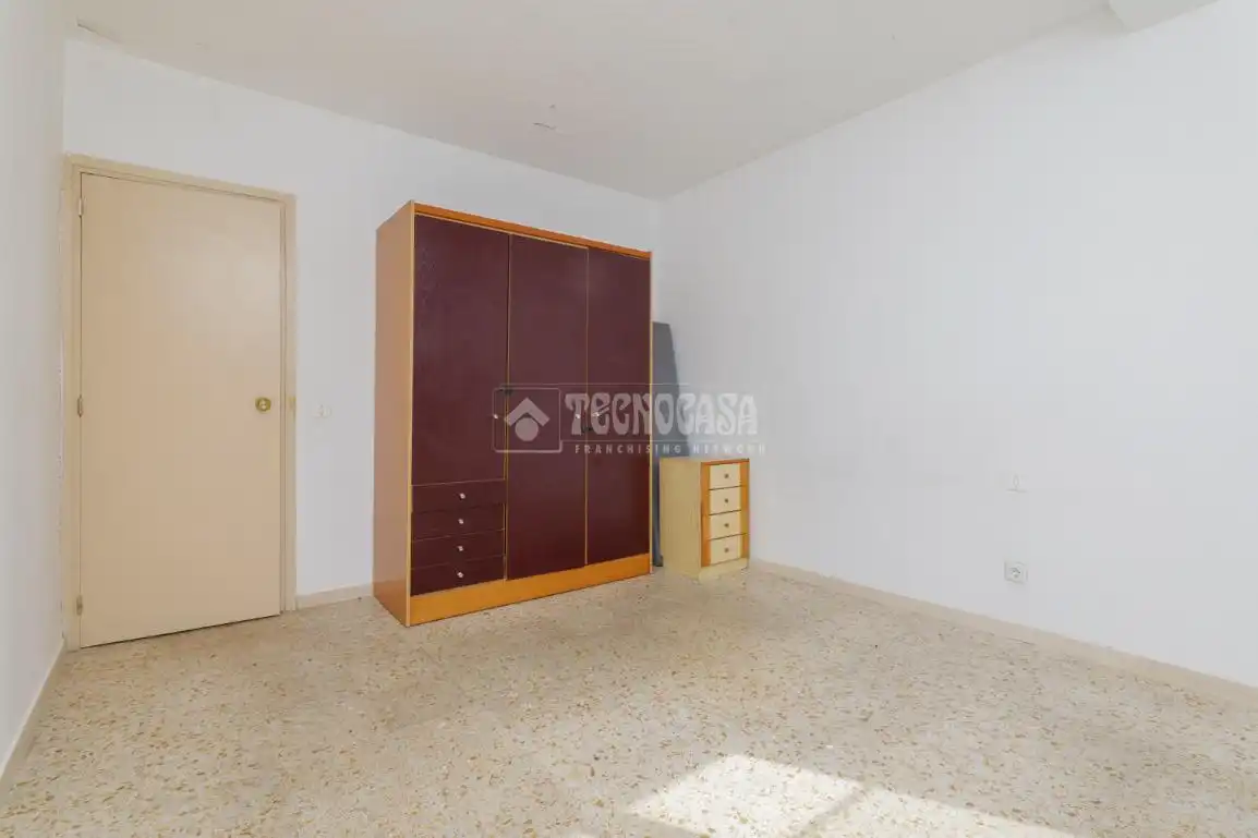 Bedroom of Flat for sale in Madrid  with Heating, Parquet flooring and Terrace