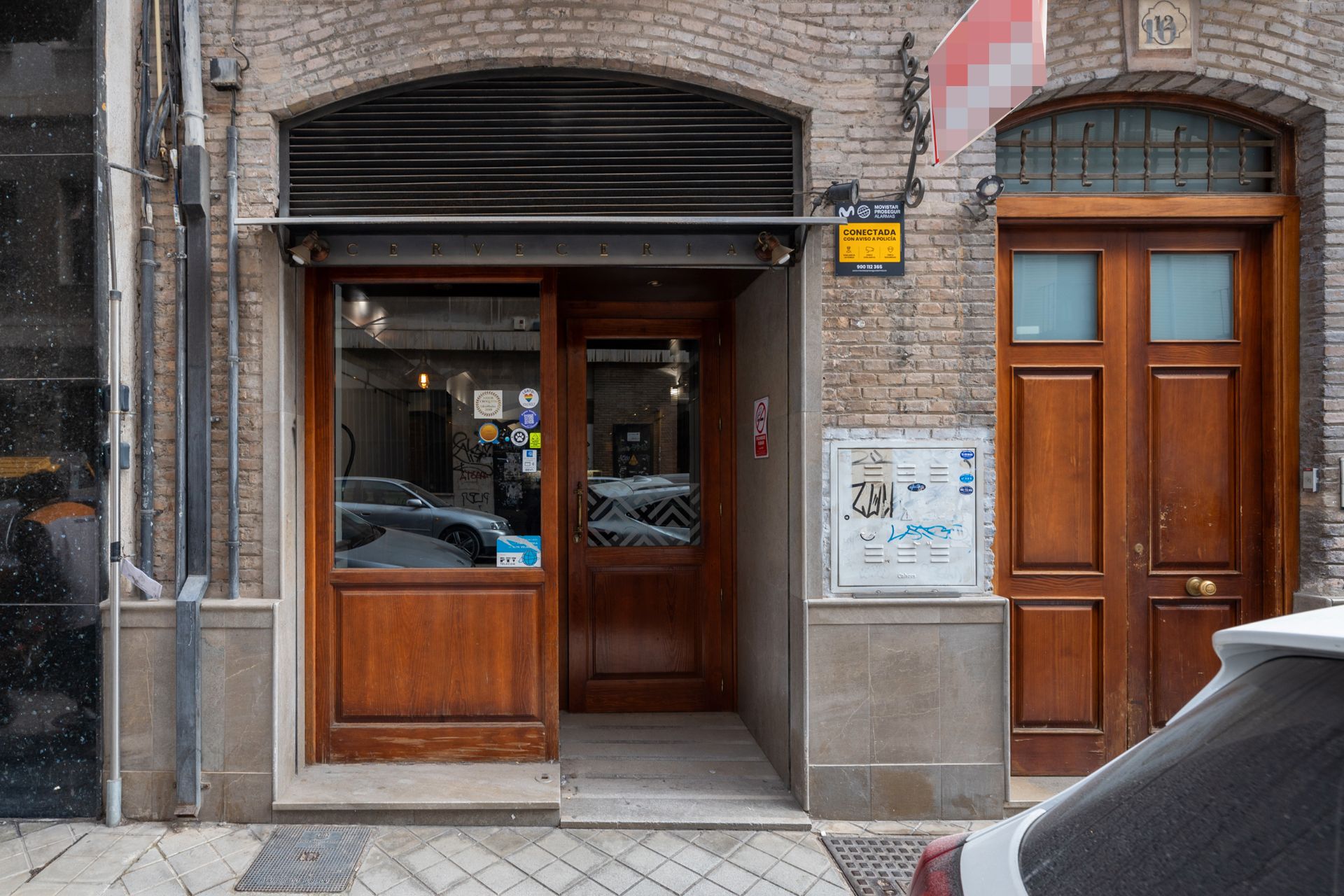 Local en venta en  Granada Capital con Aire acondicionado, Amueblado y Alarma