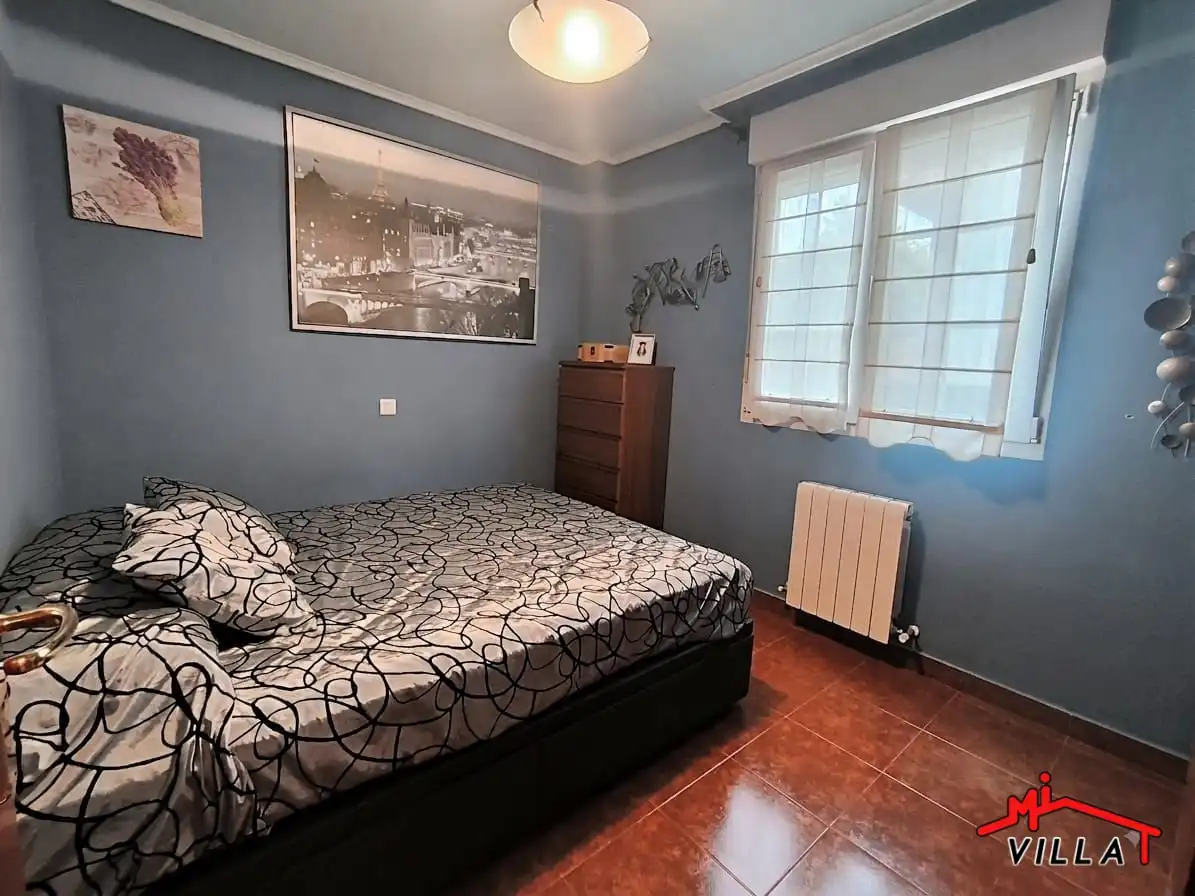Habitación de Casa o chalet en venta en Voto con Calefacción, Terraza y Trastero
