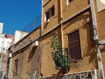 Casa en venta en Calle Mariscal Scherlock 18