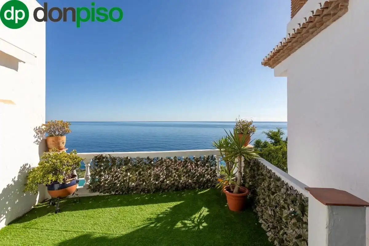 Terrace of Houses for sale in Almuñécar  with Air Conditioner, Heating and Private garden