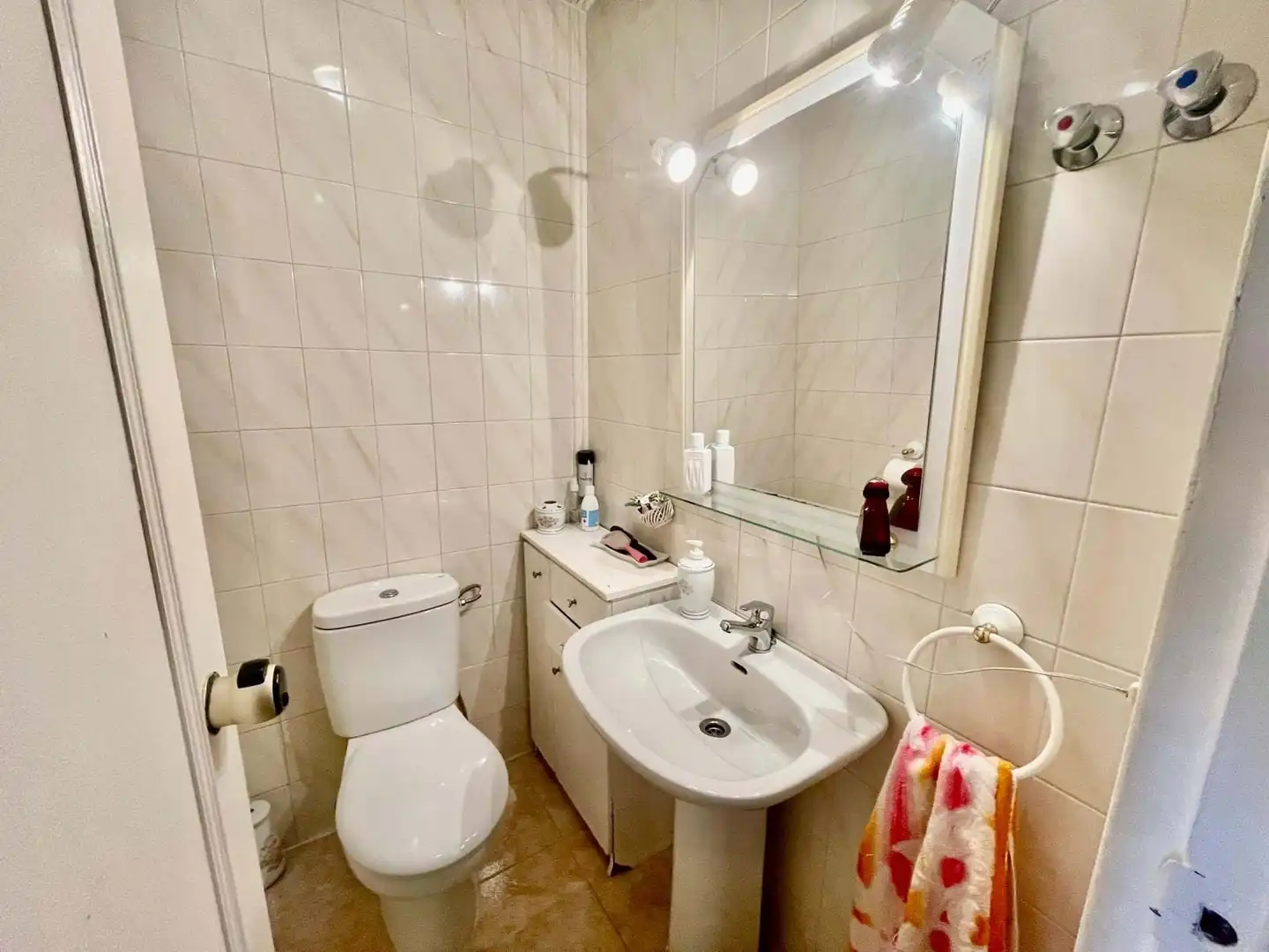 Bathroom of Detached homes for sale in El Carpio