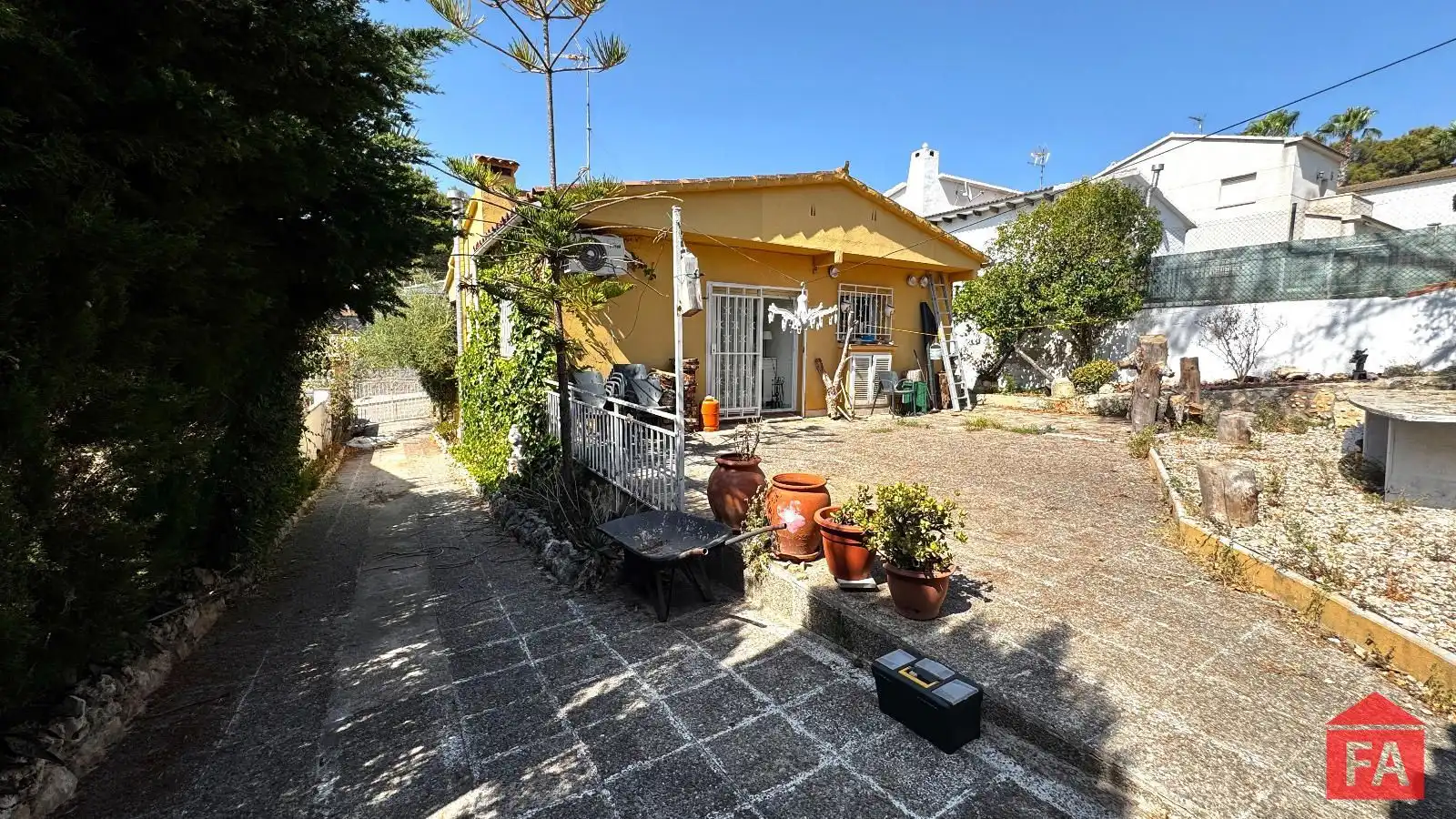 Vista exterior de Casa o chalet en venta en El Vendrell con Aire acondicionado, Calefacción y Trastero