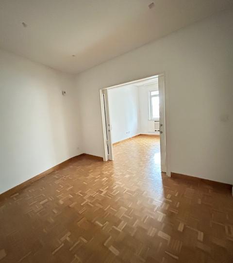 Foto 1 de Pis en venda a Rúa Curros Enríquez, Centro, Ourense