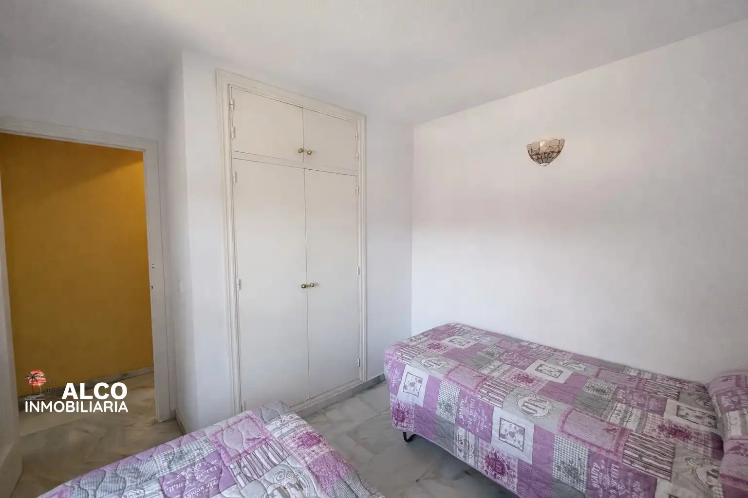 Habitación de Piso en venta en Torrox con Terraza y Piscina