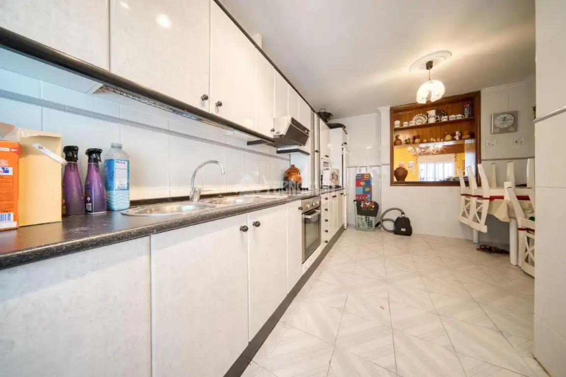 Kitchen of Houses for sale in Villanueva de Duero  with Heating and Swimming Pool