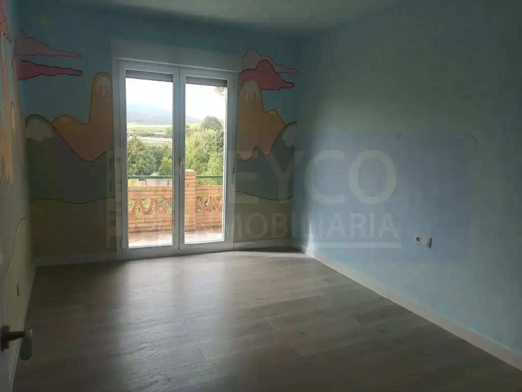 Dormitori de Casa o xalet en venda en Tricio