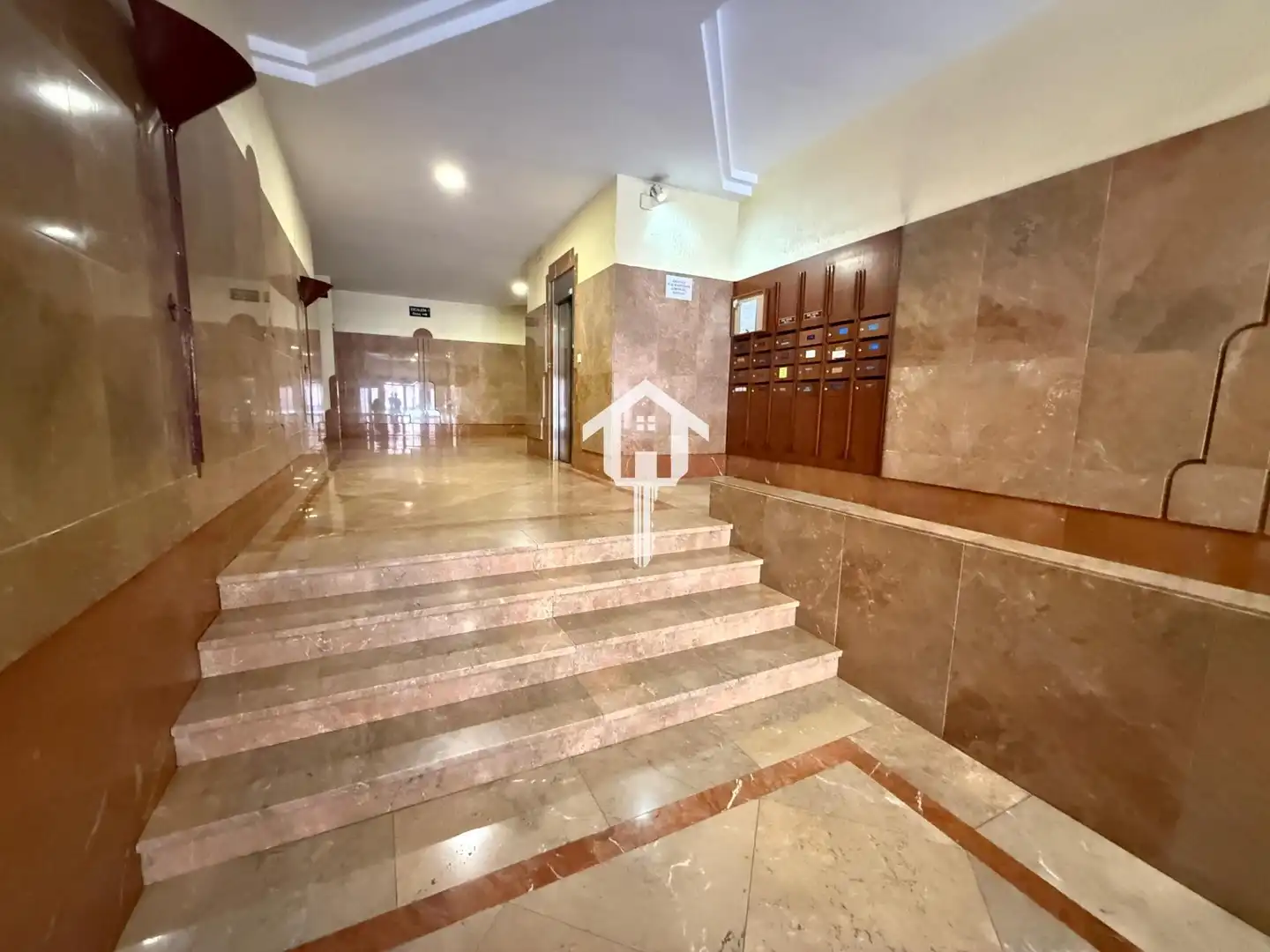 Flat for sale in Alicante / Alacant  with Air Conditioner and Furnished