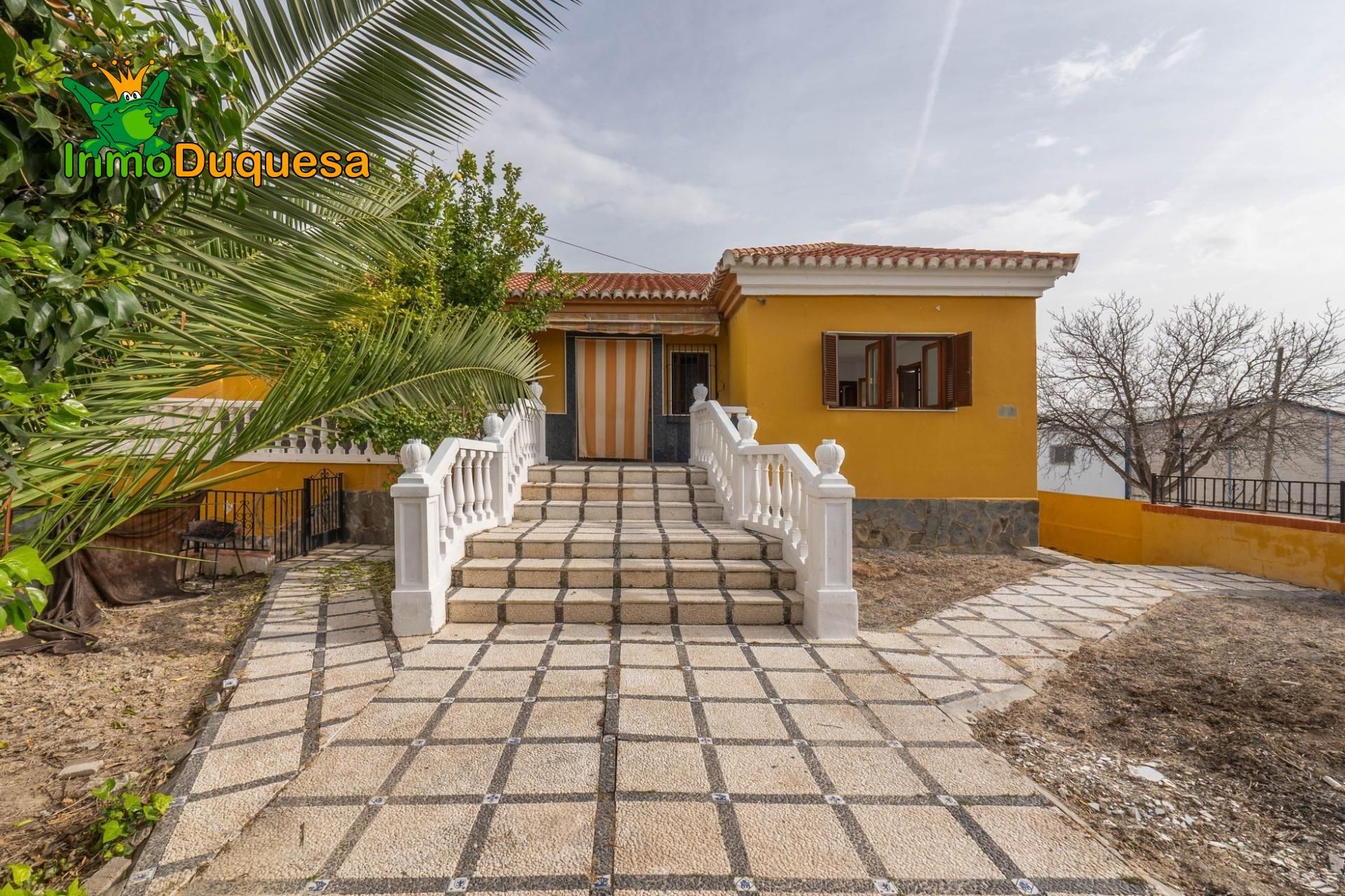 Vista exterior de Casa o xalet en venda en Moraleda de Zafayona amb Calefacció, Jardí privat i Terrassa