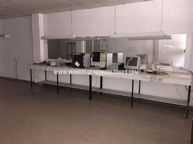 Local comercial en Alquiler en Llano De Las Tinajeras en Las Tinajerías - Juderías