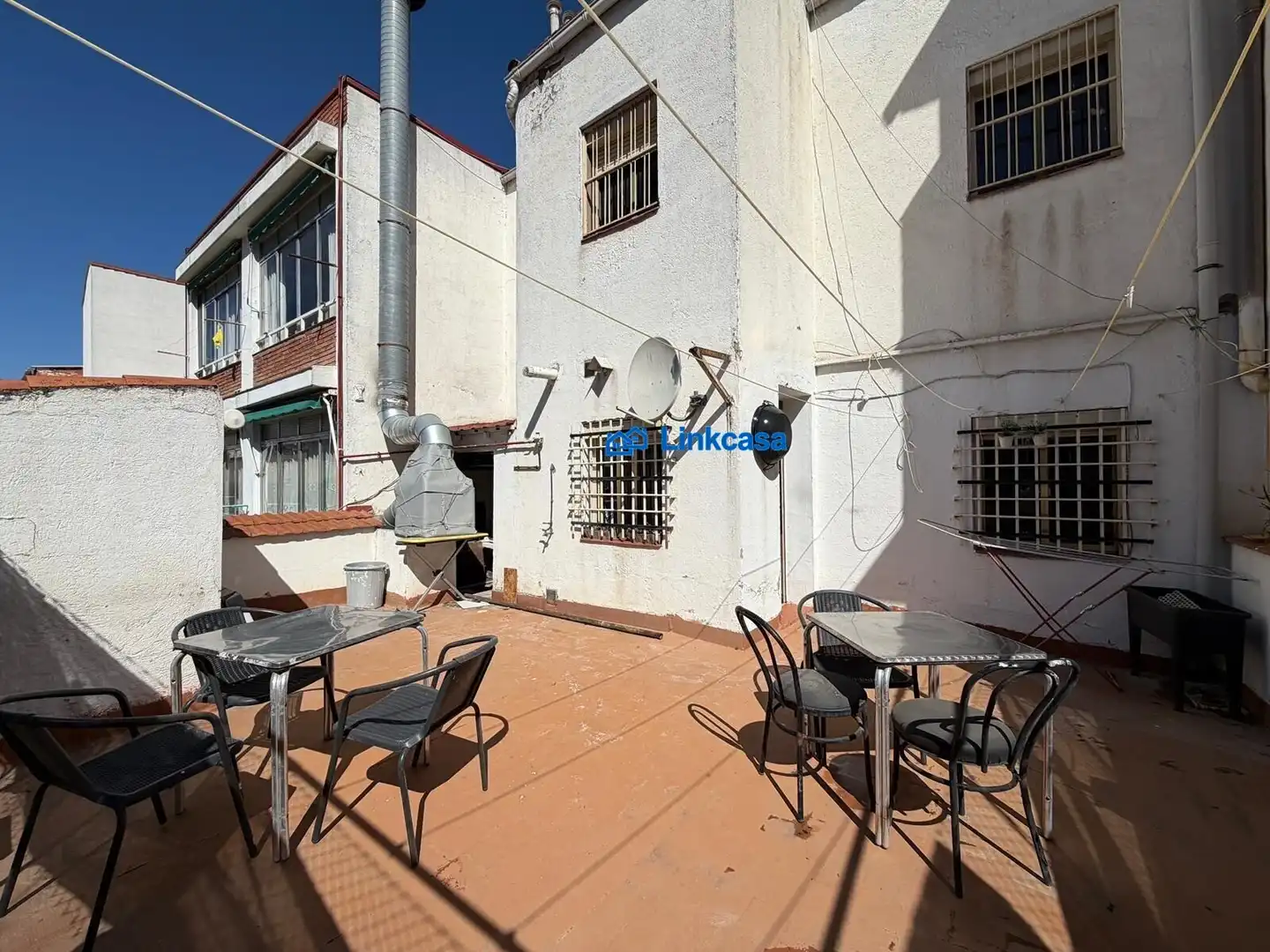 Terrace of Buildings for sale in Madrid