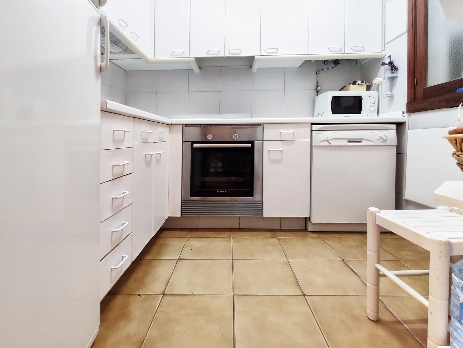 Kitchen of Flat for sale in Sanxenxo  with Storage room and Balcony