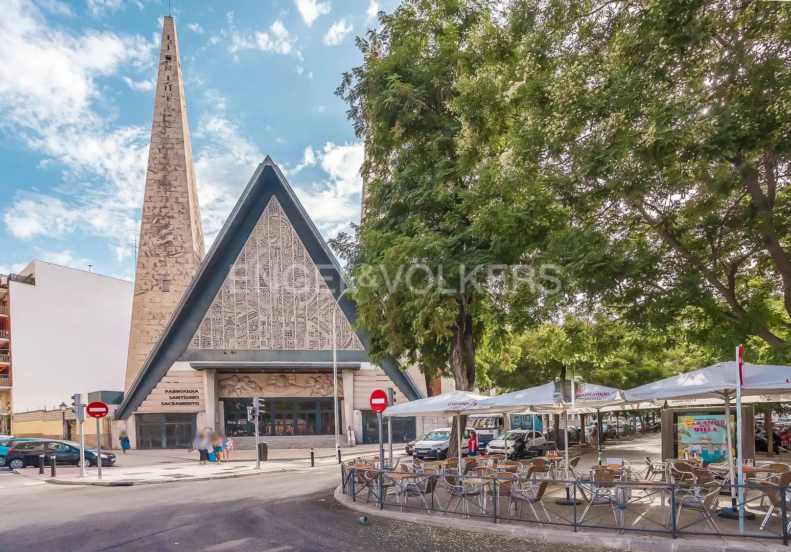 Exterior view of Flat for sale in Madrid  with Air Conditioner, Heating and Parquet flooring