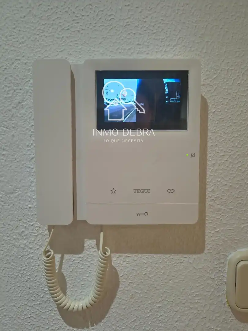 Außenansicht von Wohnung zum Verkauf in Cudillero mit Parkett, Terrasse und Möbliert