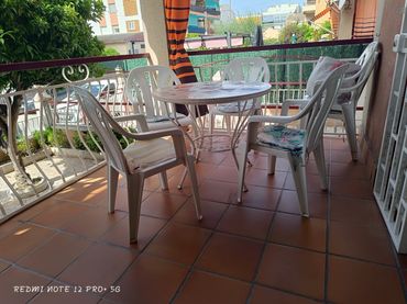 Pis amb jardí en venda a Carrer de Mossèn Cinto Verdaguer