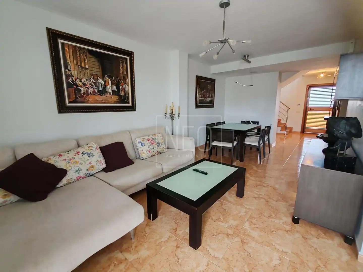 Sala de estar de Ático en venta en Tavernes de la Valldigna con Aire acondicionado, Terraza y Piscina comunitaria