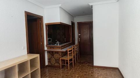 Photo 2 of Flat for sale in Estación, Madrid
