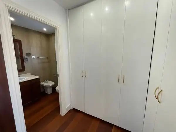 Baño de Ático en venta en Cerdanyola del Vallès con Aire acondicionado, Calefacción y Parquet
