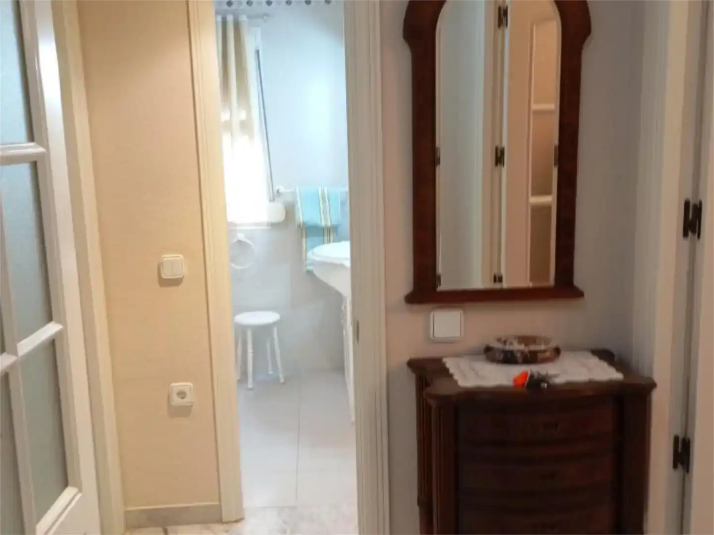Badezimmer von Wohnung zur Miete in Casco Antiguo