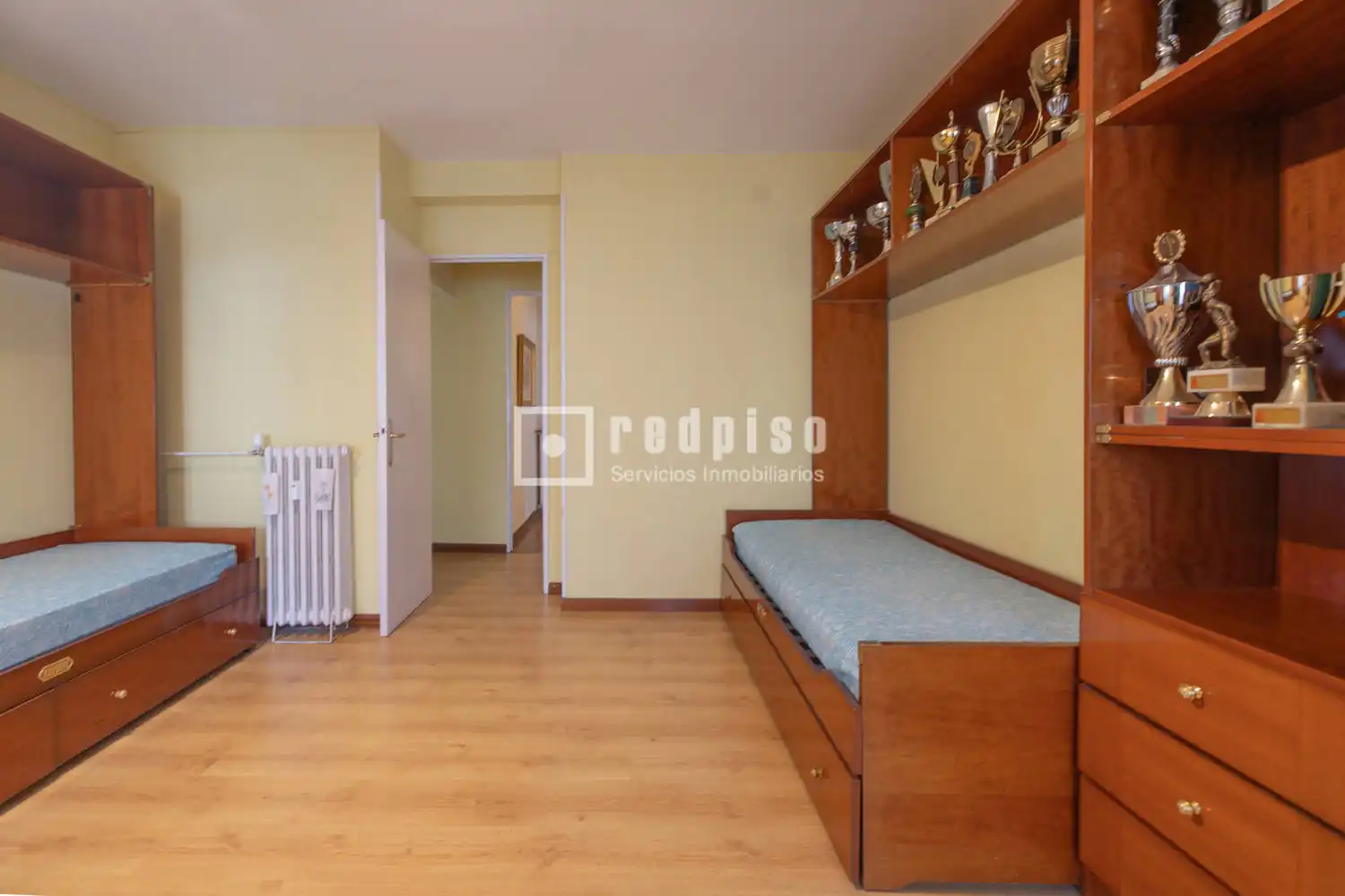Schlafzimmer von Wohnung zum Verkauf in Madrid mit Klimaanlage, Heizung und Terrasse