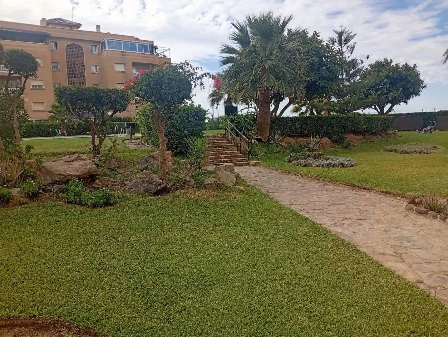 Jardín de Estudio de alquiler en Málaga con Terraza, Amueblado y Piscina comunitaria