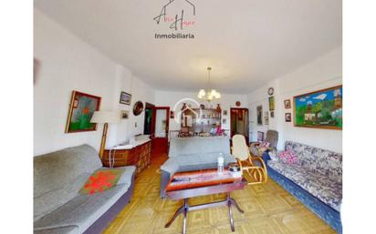 Living room of Flat for sale in Salamanca Capital  with Heating, Terrace and Balcony