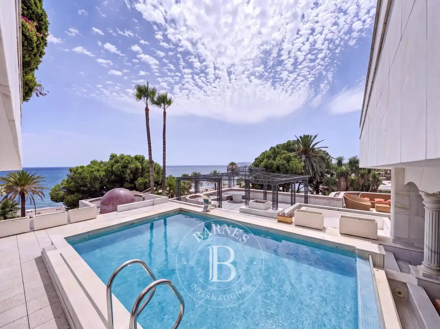 Piscina de Piso en venta en Marbella con Aire acondicionado, Calefacción y Terraza