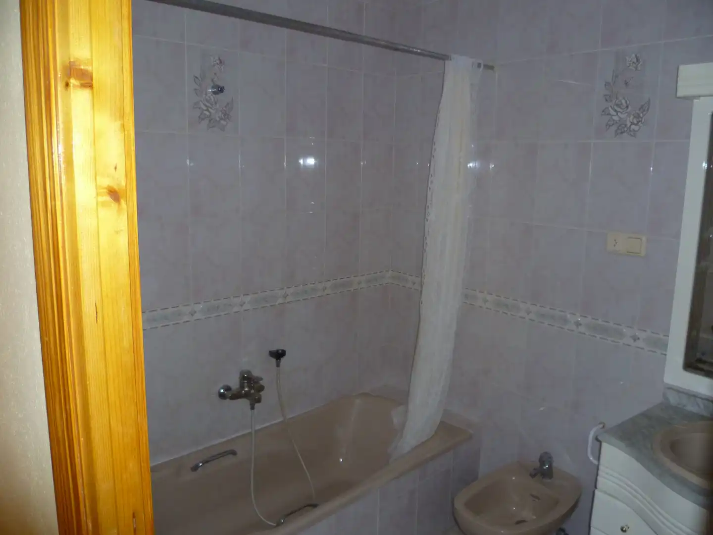 Bathroom of Houses for sale in Siles  with Air Conditioner, Terrace and Furnished