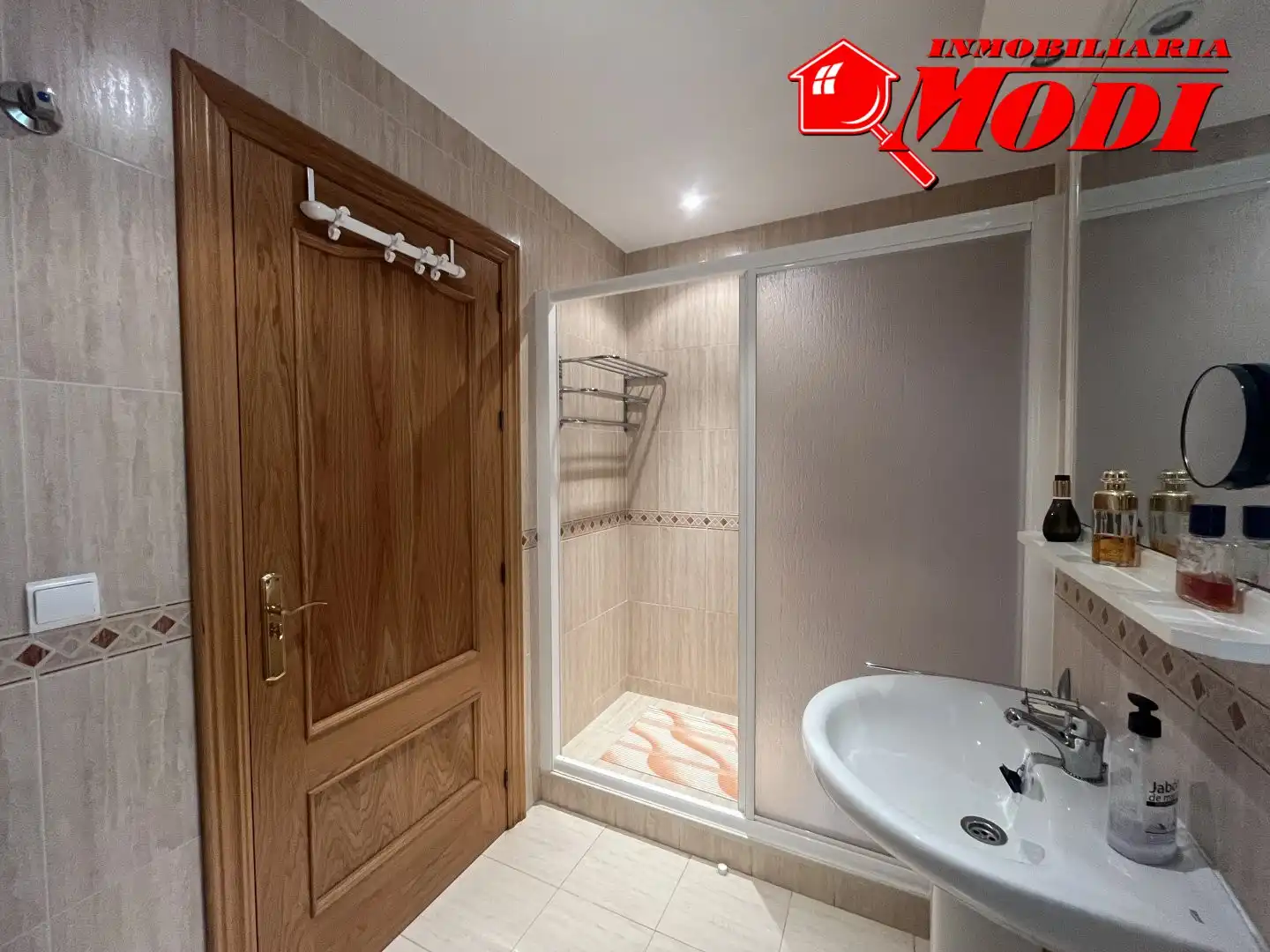 Bathroom of Flat for sale in Padul  with Terrace