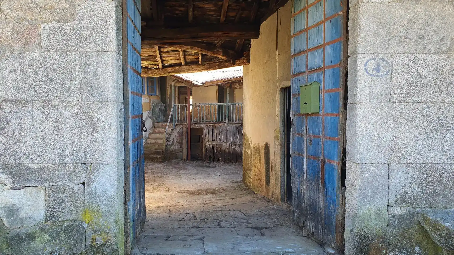 Casa adosada en venda en Rodeiro amb Jardí privat i Traster