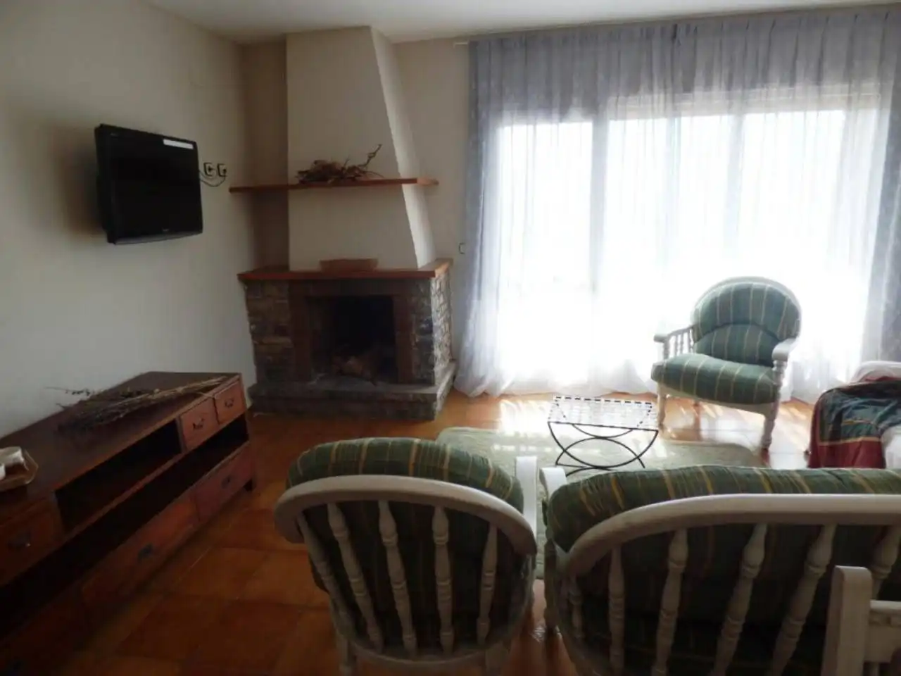 Wohnzimmer von Wohnung zur Miete in Bellver de Cerdanya mit Möbliert und Balkon