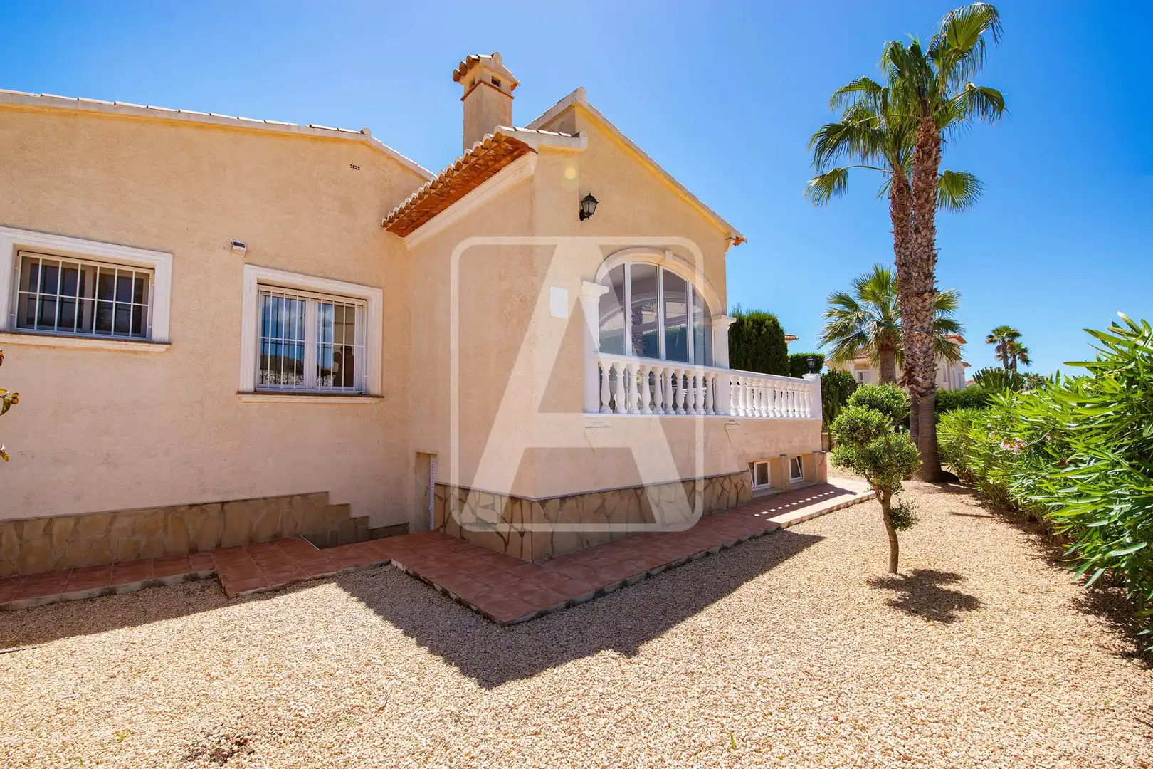 Vista exterior de Casa o chalet en venta en Calpe / Calp con Aire acondicionado, Calefacción y Jardín privado