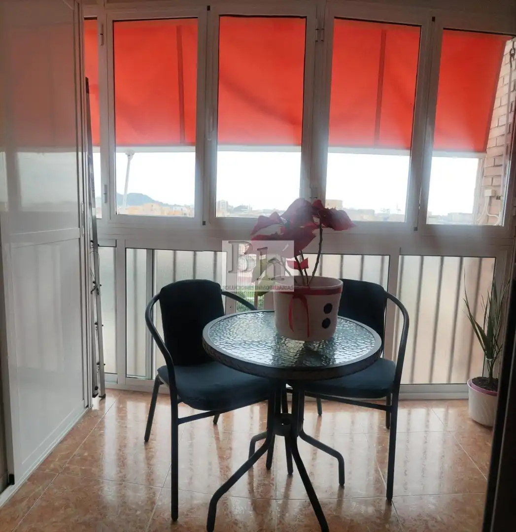 Flat for sale in Calle ENCARNACION FONTIVEROS, La Florida - Parque Norte