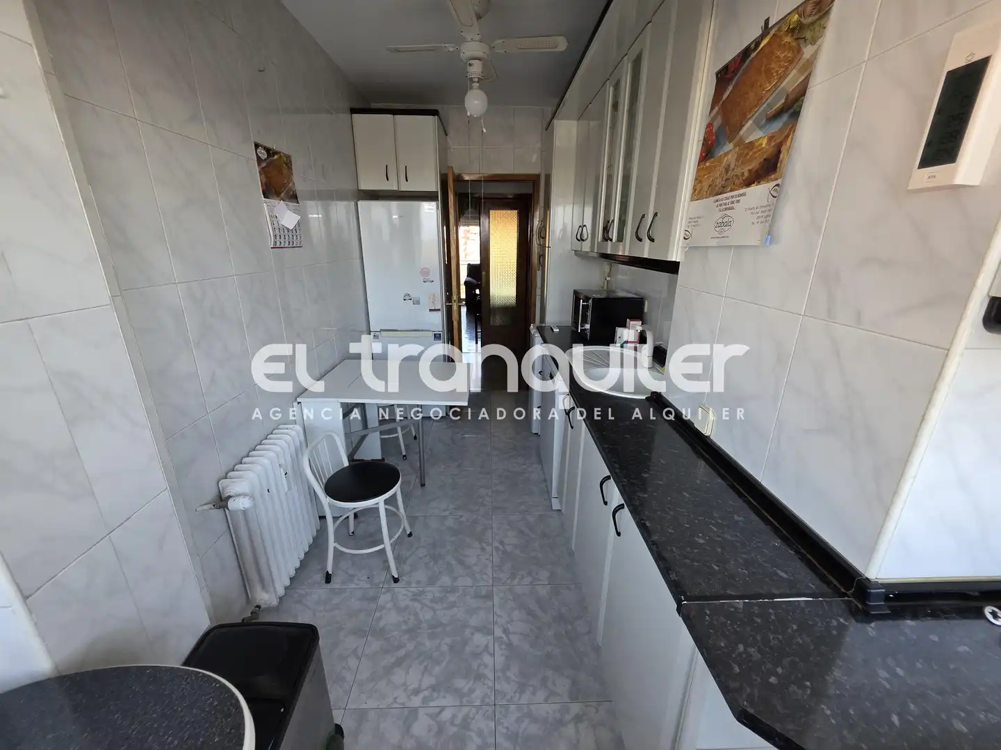 Kitchen of Flat for rent in Madrid  with Air Conditioner, Parquet flooring and Terrace
