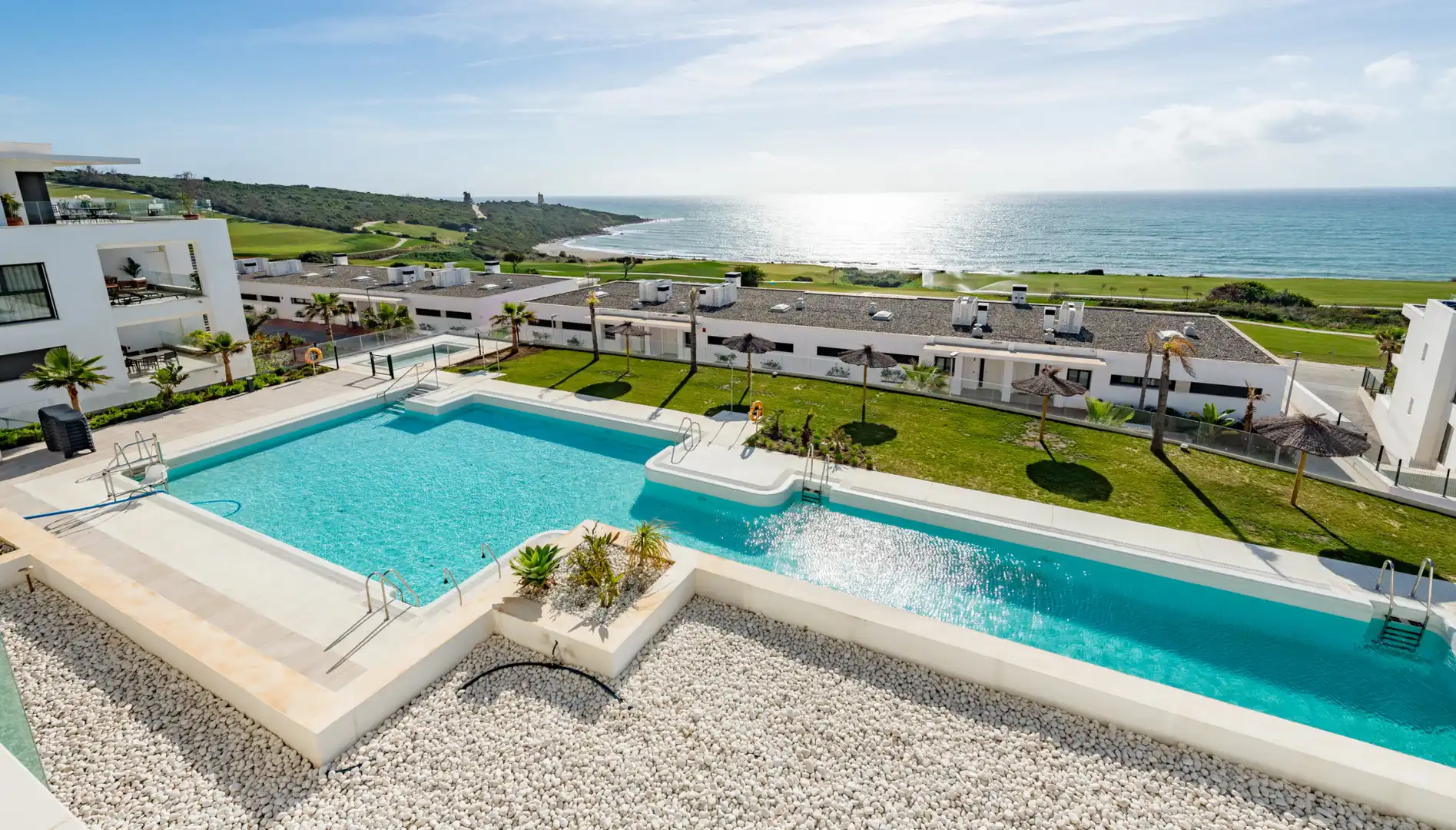 Piscina de Planta baja en venta en La Alcaidesa con Jardín privado, Terraza y Trastero