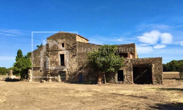 Casa-chalet en Venta en Corçà