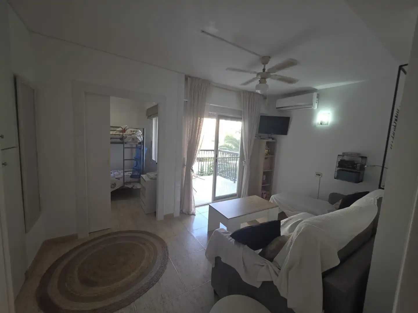 Apartments for rent in Calle GABRIEL Y GALAN-CMOR, Campoamor