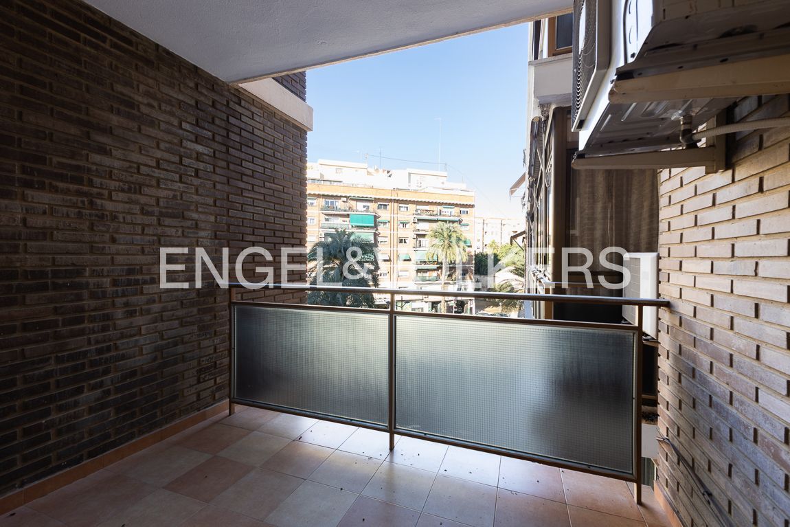 Terrassa de Apartament en venda en  Valencia Capital amb Aire condicionat, Calefacció i Terrassa