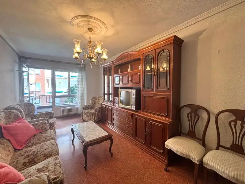 Piso con ascensor en venta en Circular, imagen 5