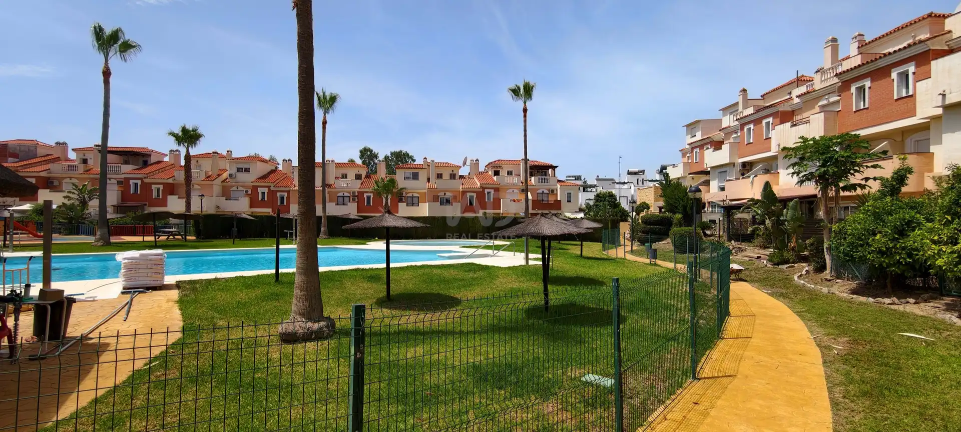 Jardín de Piso en venta en Rincón de la Victoria con Aire acondicionado, Calefacción y Terraza