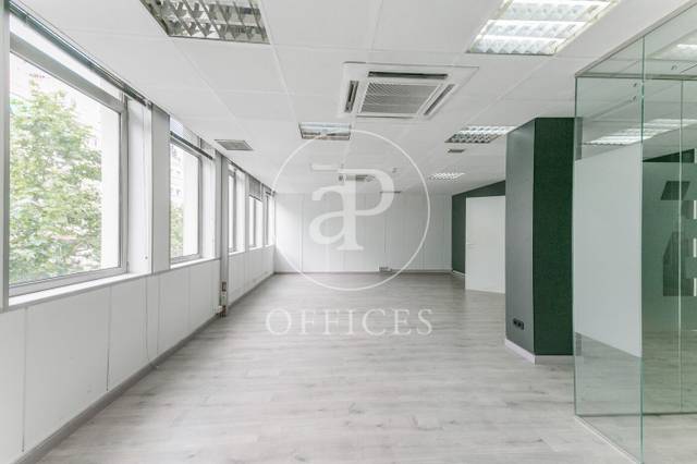 Oficina en Alquiler en Carrer de Numància en Barri de les Corts
