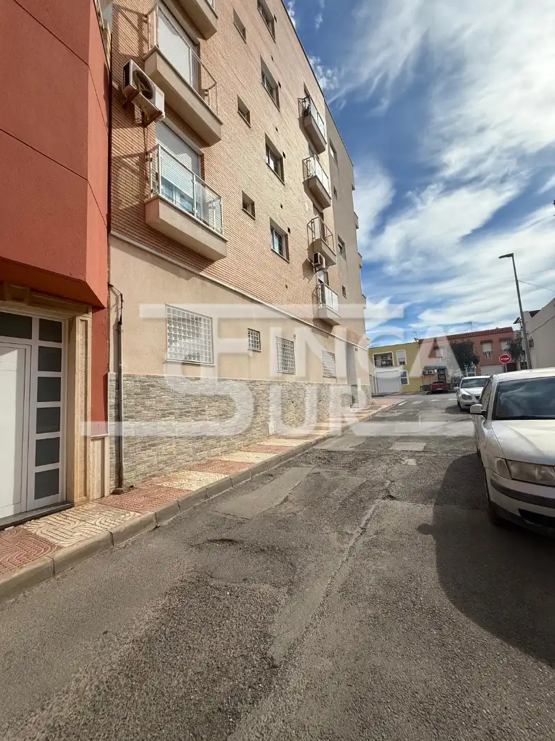Apartament amb ascensor en venda a Calle Comunidad de Navarra 10, imagen 2