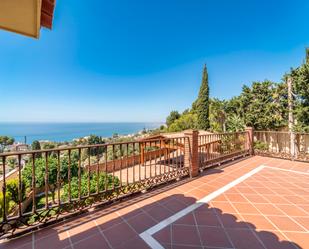 Terrace of House or chalet for sale in Benalmádena  with Air Conditioner, Heating and Private garden