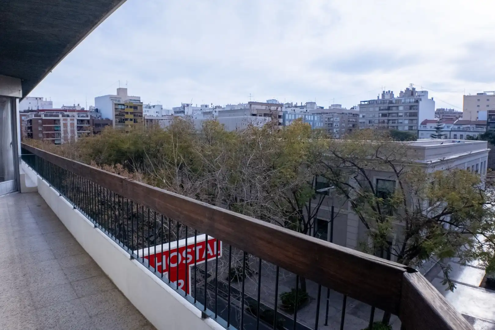 Piso con terraza en venta en Center