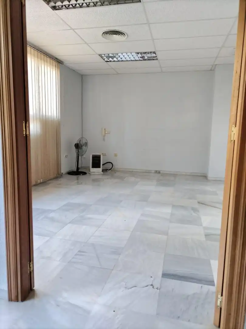 Büro zum Verkauf in Carretera de Cádiz